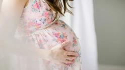 علاجات آمنة ومثبتة لعلامات التمدد أثناء الحمل